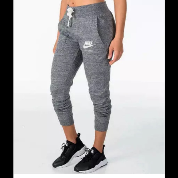 nike sweats tapered